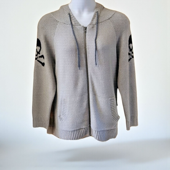 TORRID Plus Size Gray & Black Hooded Skull Graphic Jacket Size 2X-3X - Picture 2 of 16